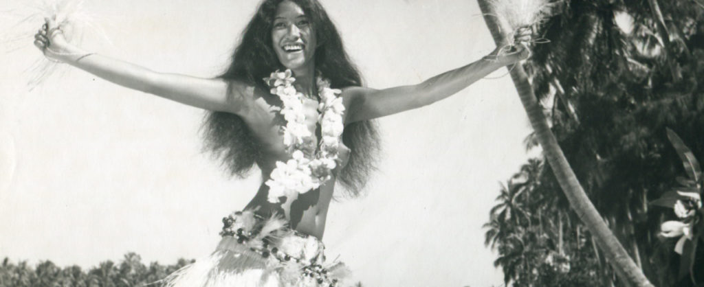 Vintage Tahitian Dancer - LaDibi Online Dance Academy
